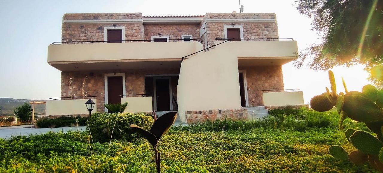 Castro Elafonisos Hotel Exterior photo